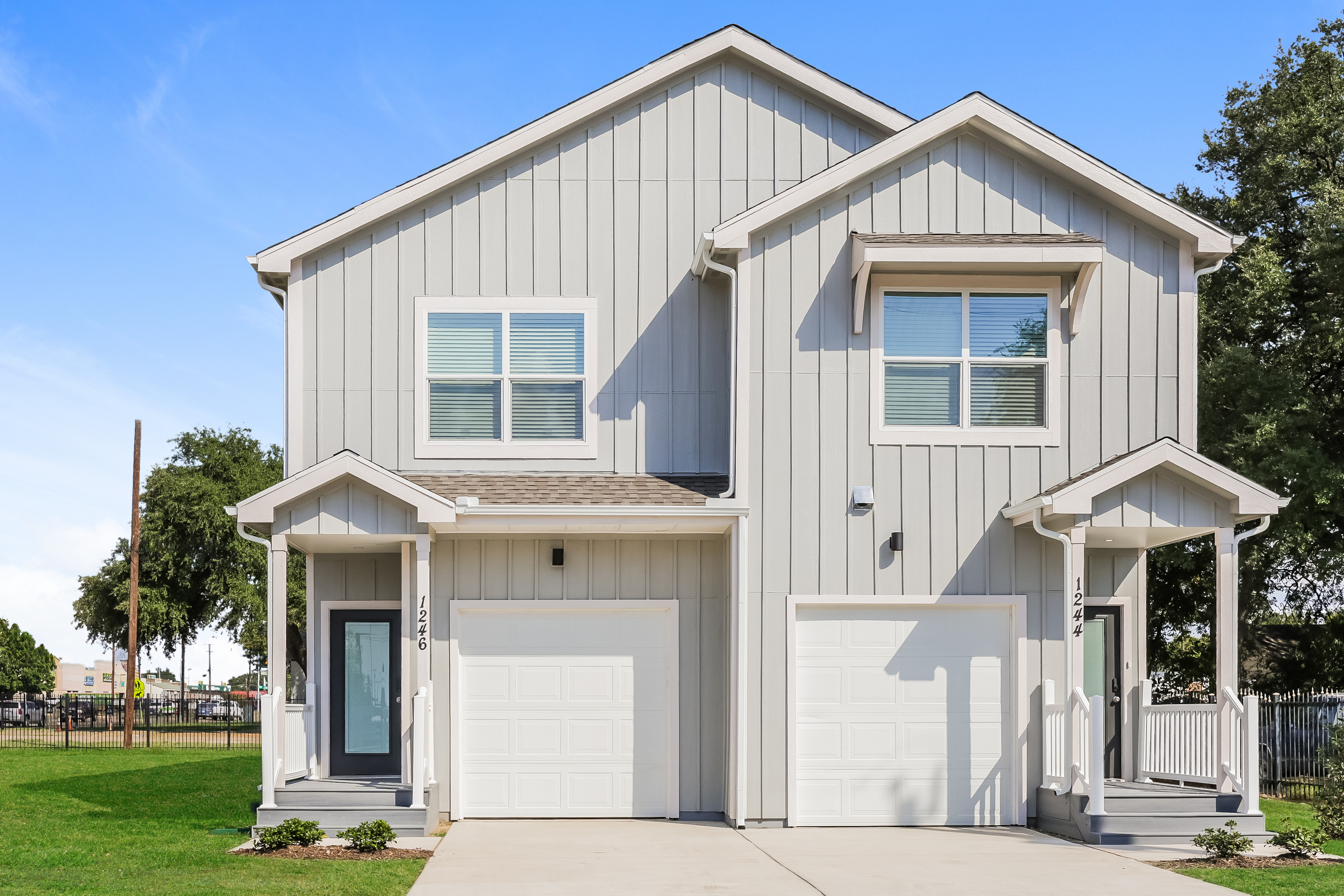 1246 Lonsdale Ave Dallas, TX 75217